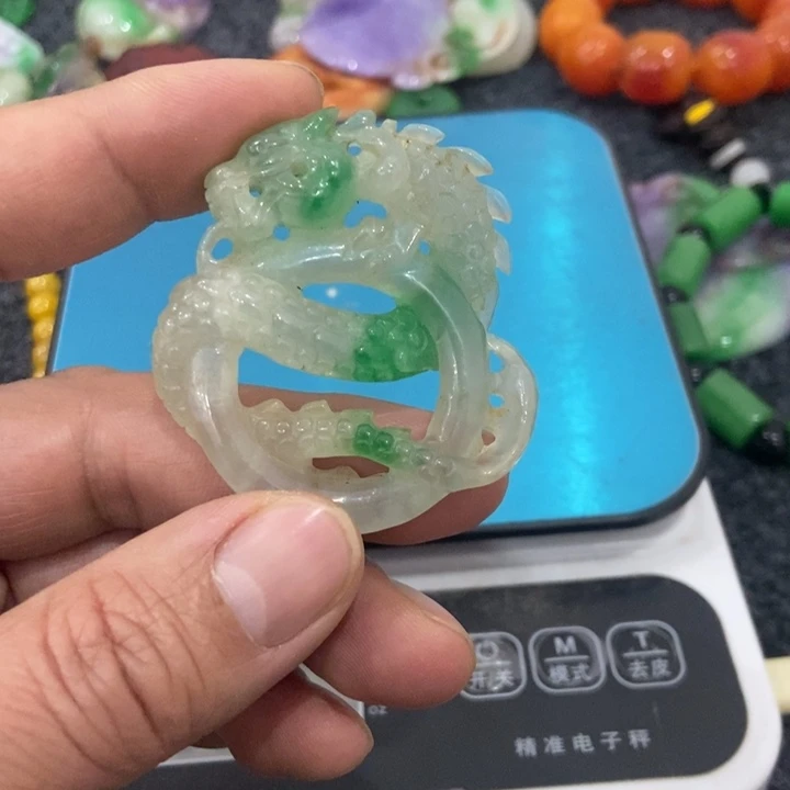 白玉菩提吊坠摆件