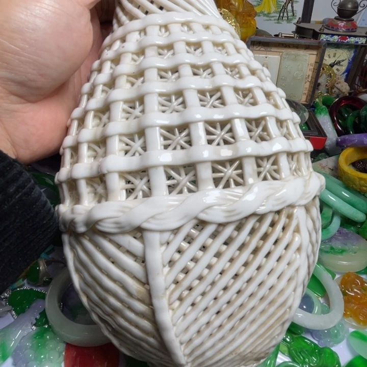 欢***意瓷片很漂亮的摆件