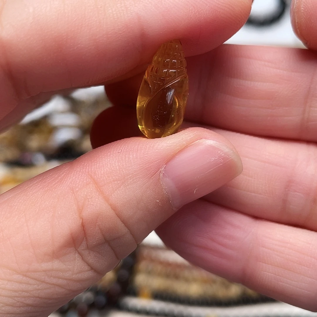 裸石琥珀未镶嵌大