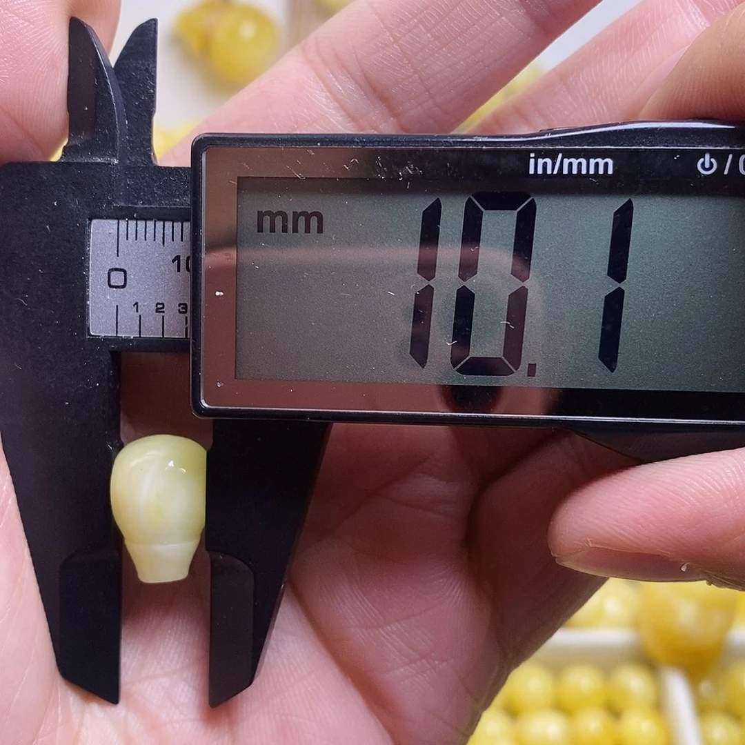 裸石琥珀未镶嵌蜜蜡三通