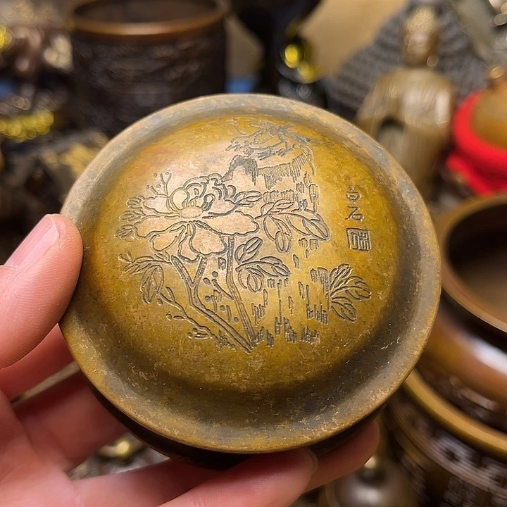 精美铜器批发档口