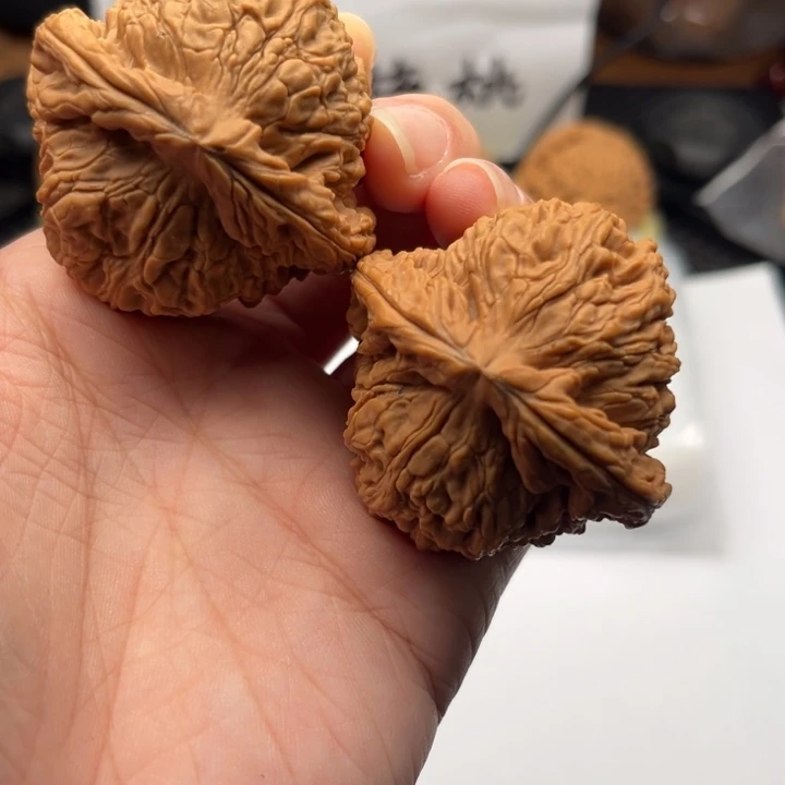 吊坠文玩核桃南疆46