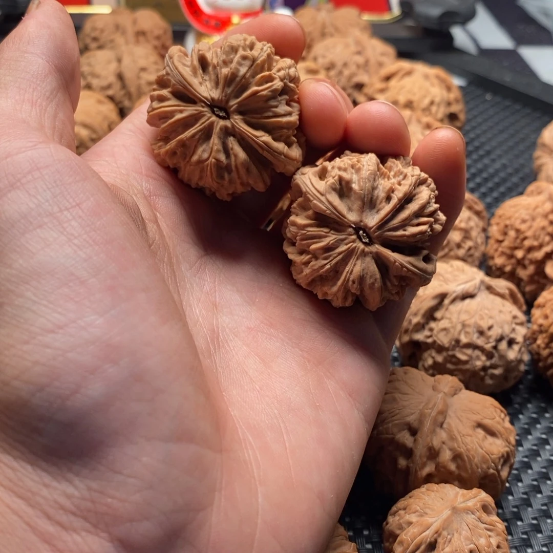 文玩核桃精品对暴雪40全品