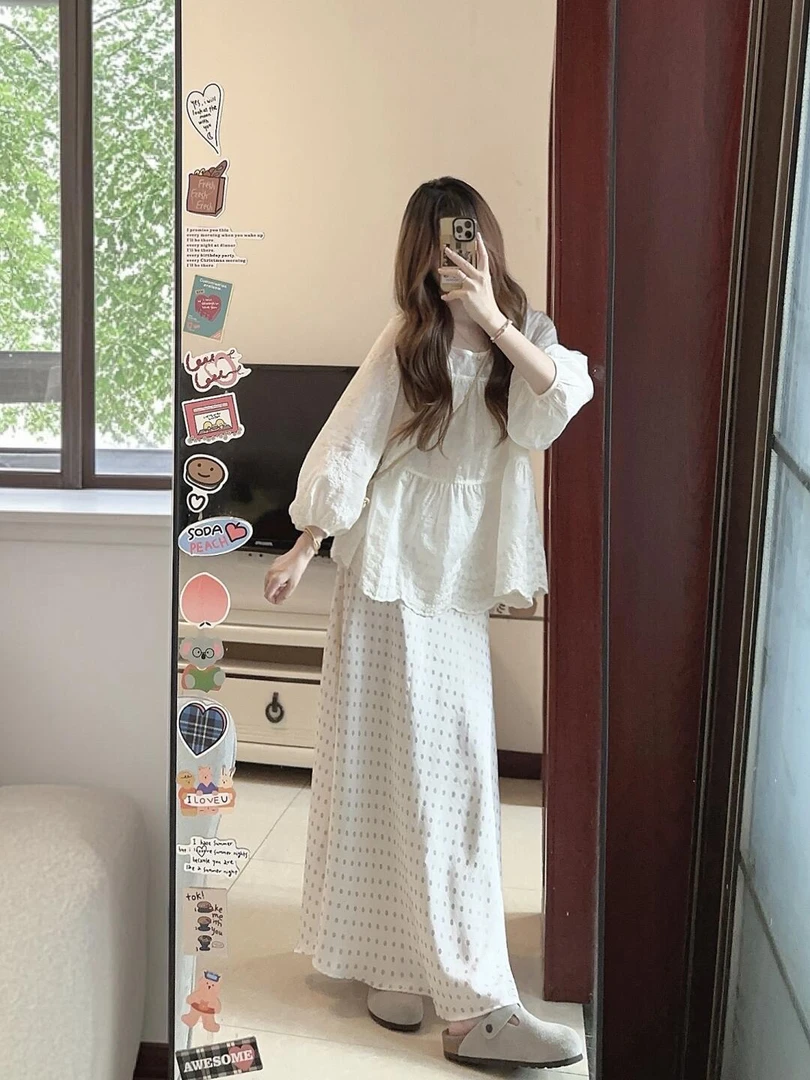 年终狂欢季2025秋季新款法式复古气质衬衫女设计感别致绝美上衣半