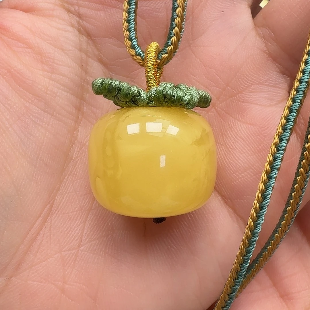 琥珀未镶嵌裸石悠悠