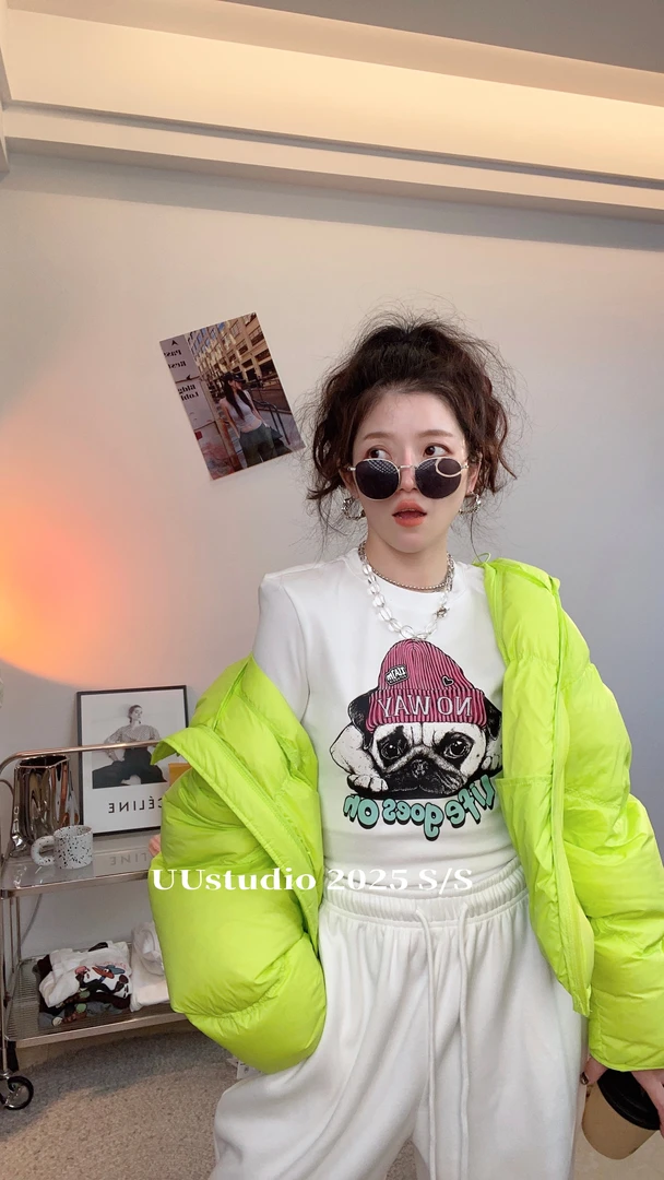 泡泡狗狗内搭印花常规极简风宽松女长袖T恤运动百搭常规款白色