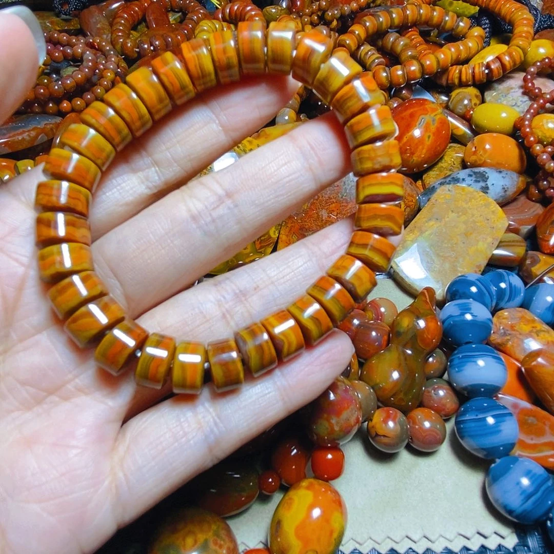 玛瑙/玉髓颈饰未镶嵌?*月