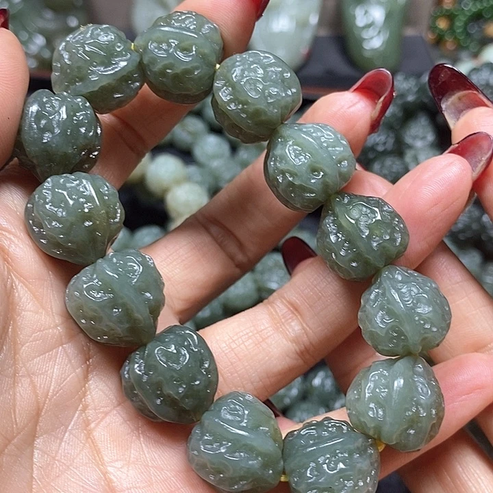 和田玉手串未镶嵌