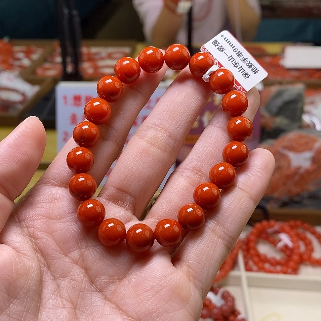 未镶嵌卡9+南红玛瑙