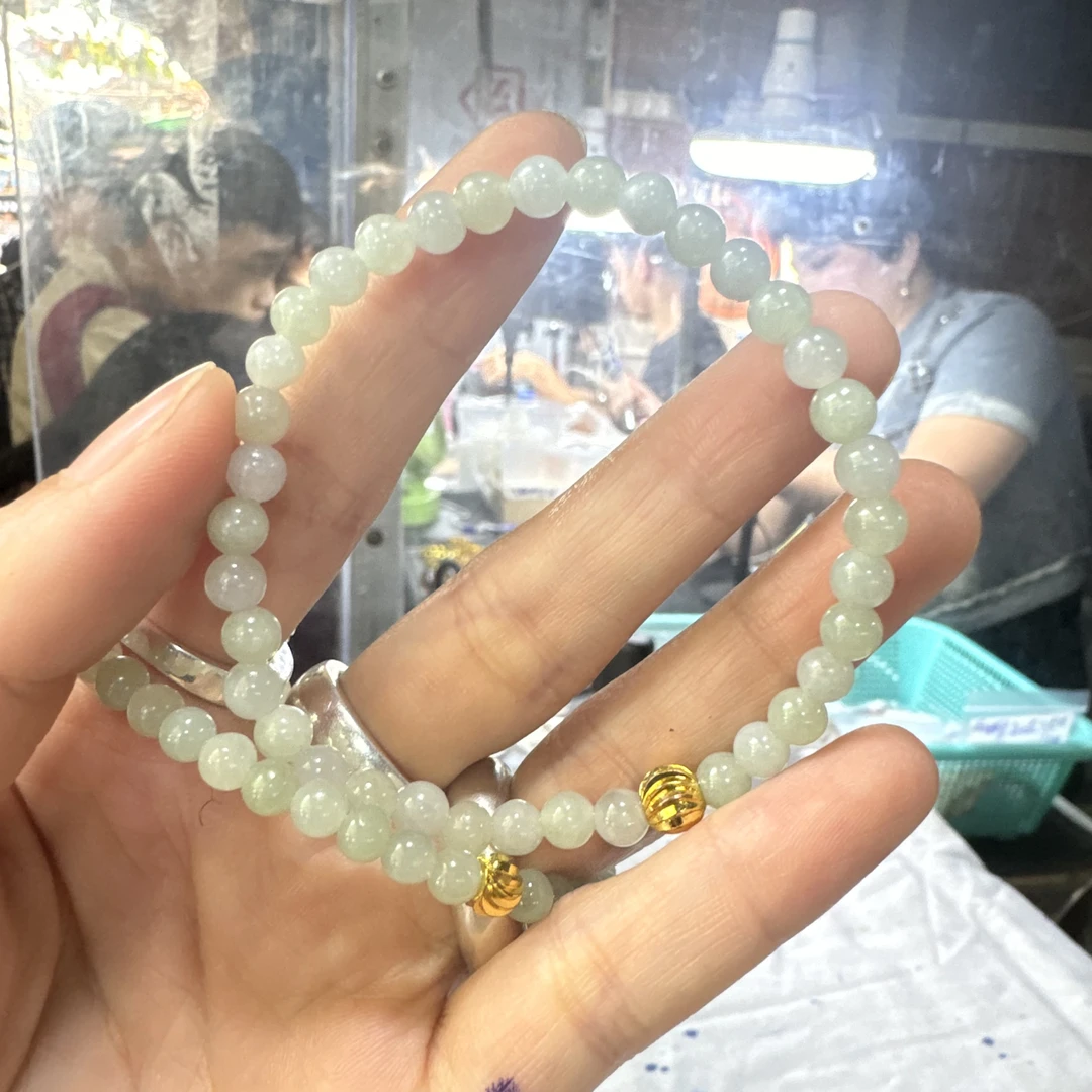 天然缅料翡翠A货