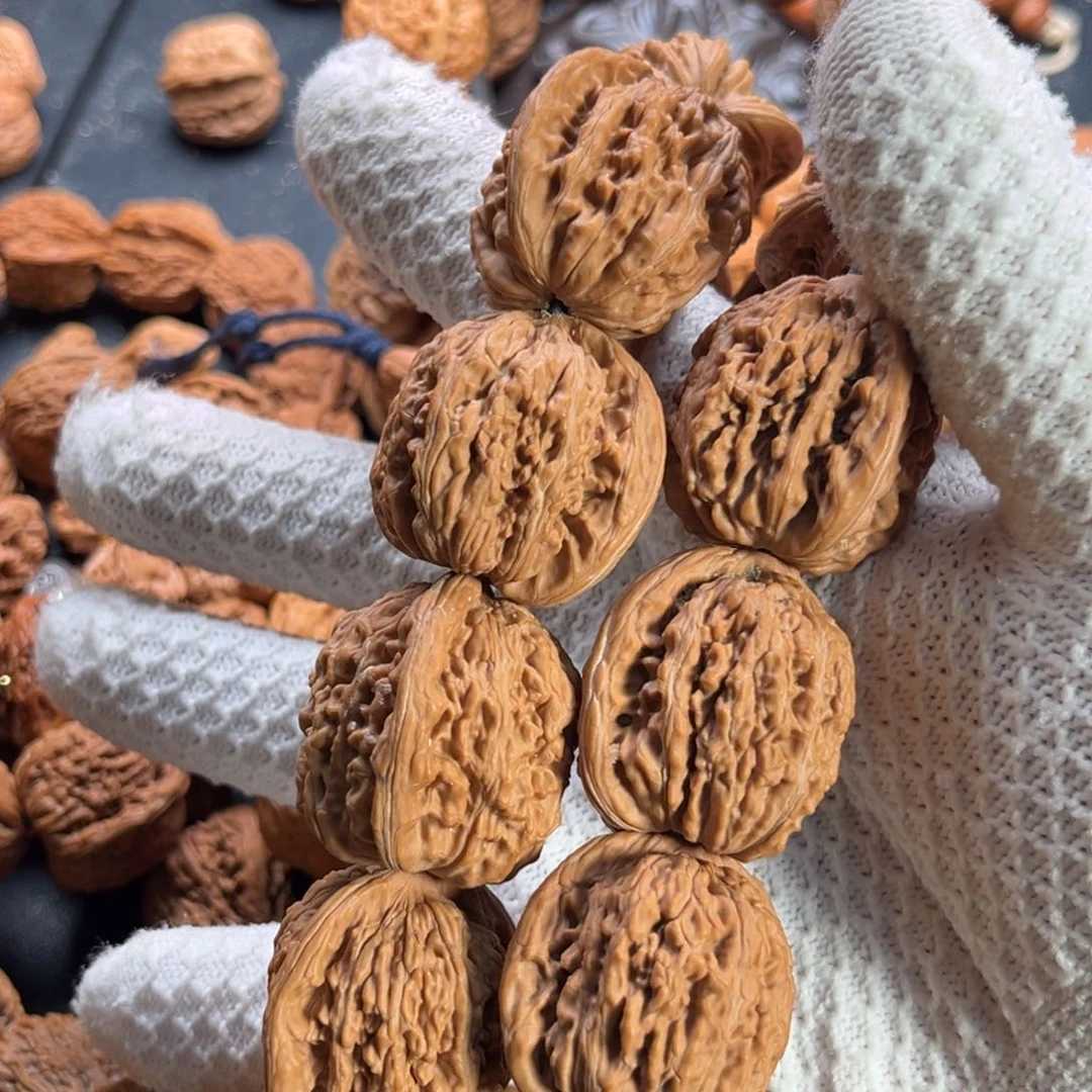 桃核手串大**儿四座楼