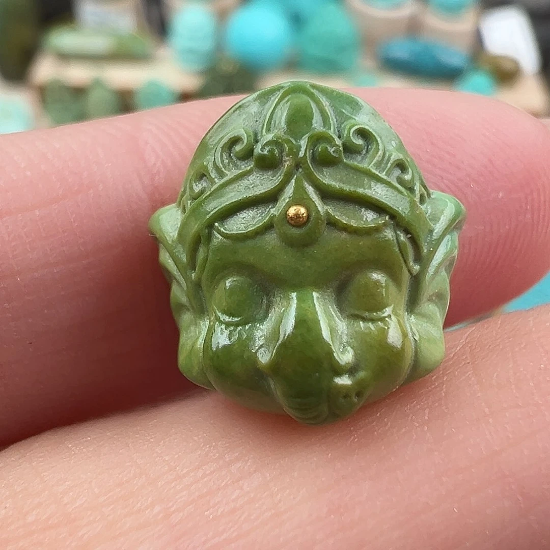 绿松石配饰未镶嵌