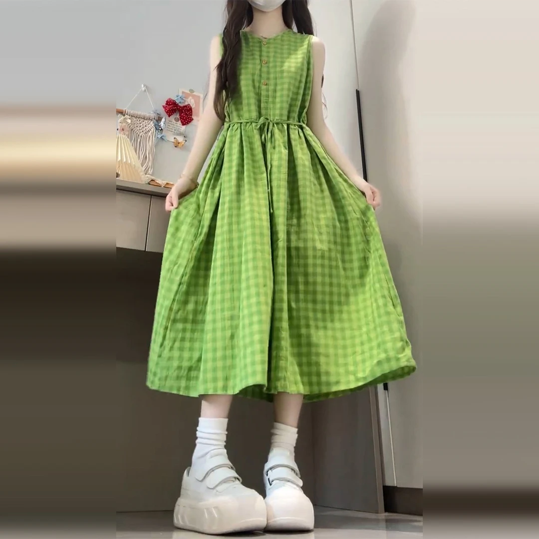 小个子绿色无袖格纹背心连衣裙子女夏季2025新款海边度假长裙4208