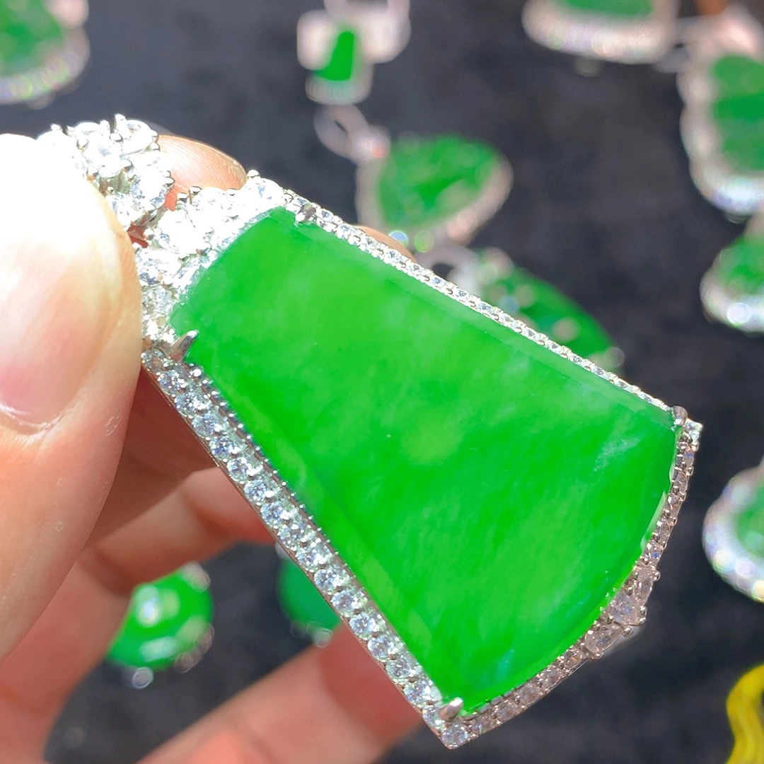 翡翠银S925镶嵌颈饰我