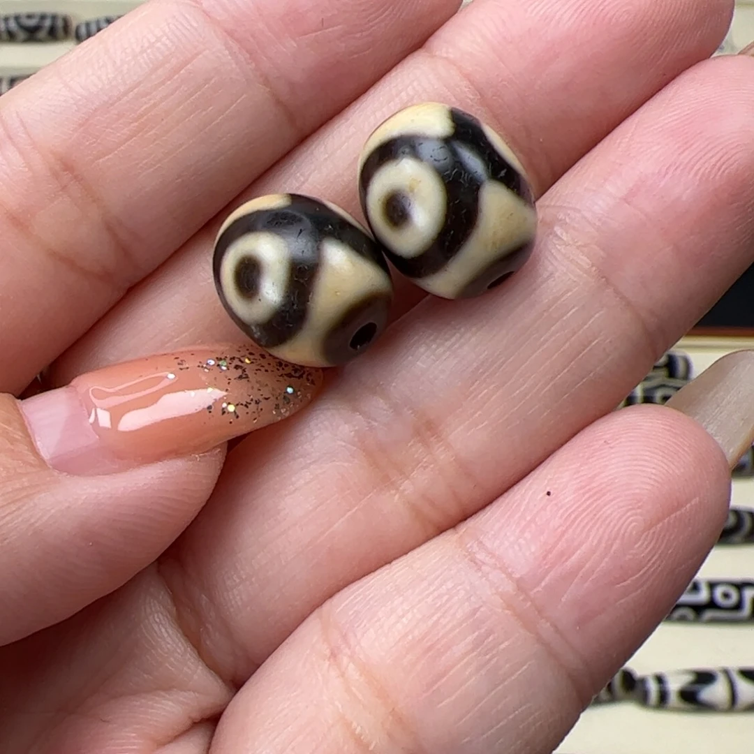 【闪购商品】玛瑙/玉髓颈饰合金环*