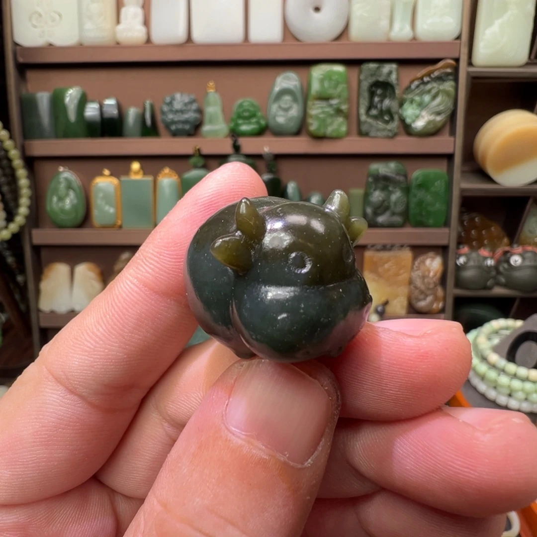 和田玉未镶嵌包链新疆且末蓝飘糖有针尖小雨棉憨憨牛 福利16