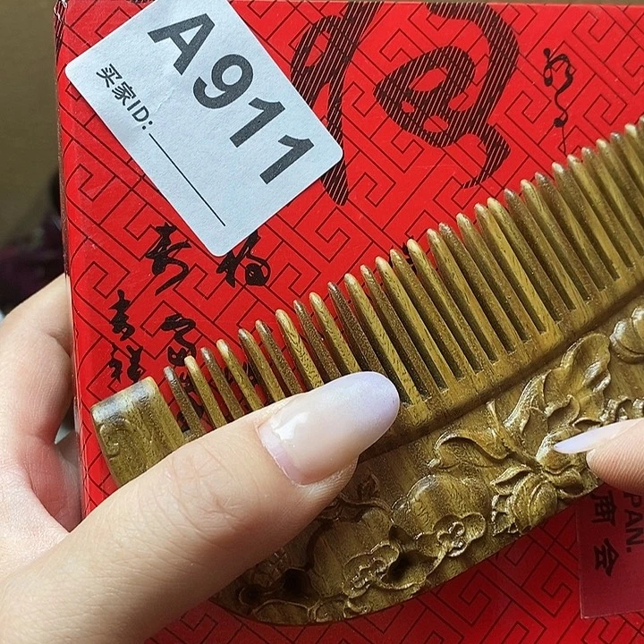 先***知香榧木木雕艺术品的制作