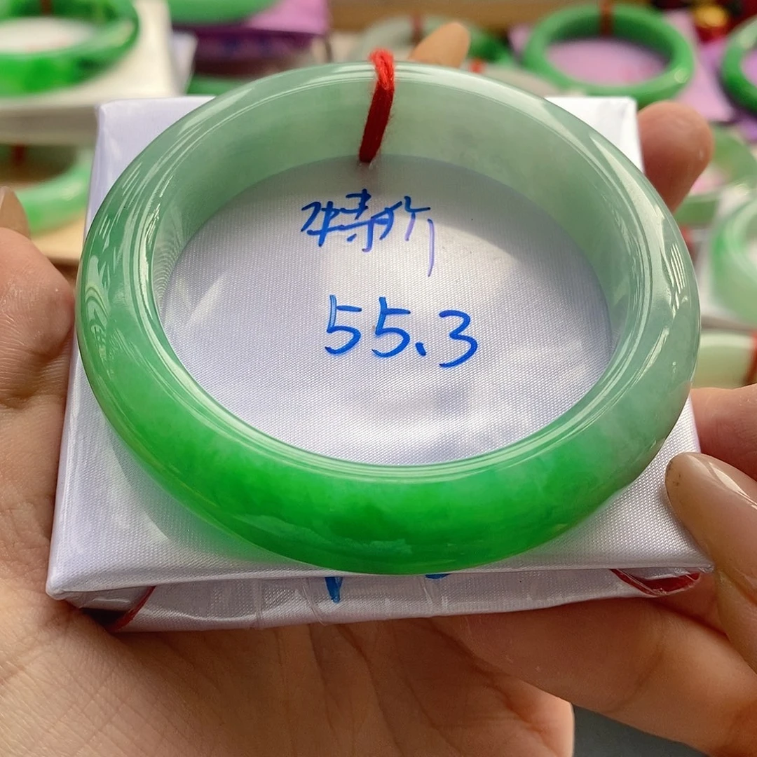 _***_翡翠未镶嵌手镯手镯