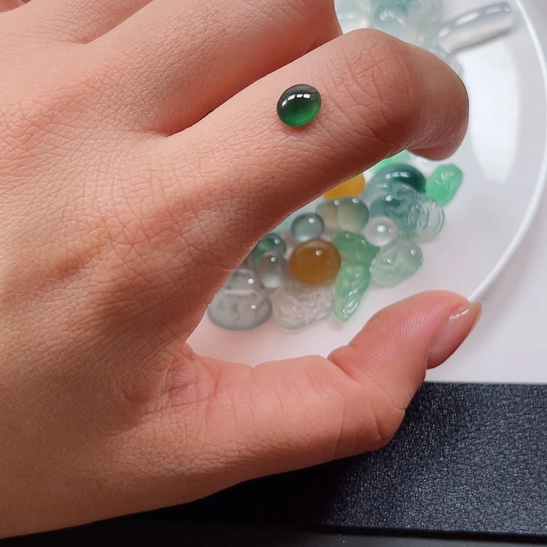 翡翠裸石纯天然A货缅甸翡翠