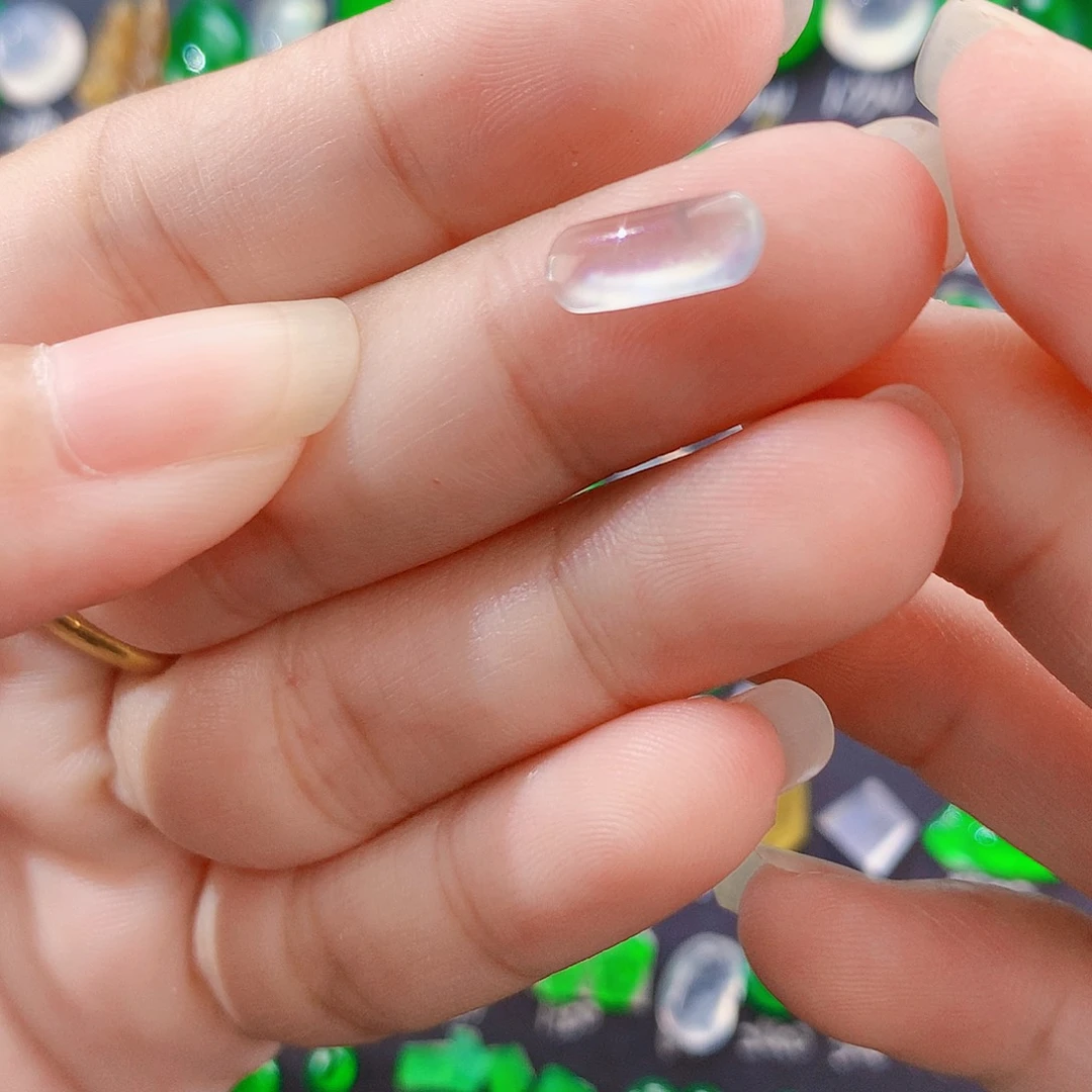 翡翠未镶嵌颈饰冰飘花马鞍