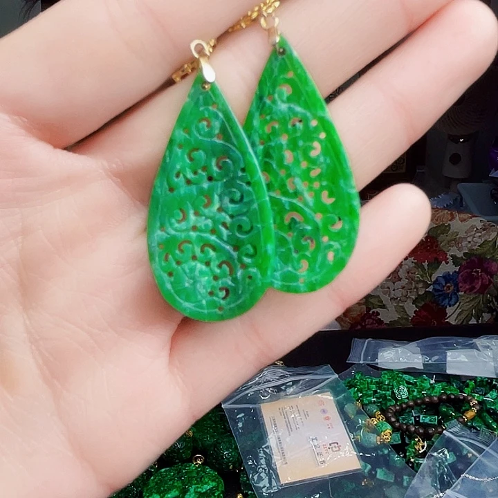 翡翠银S925镶嵌颈饰多样性