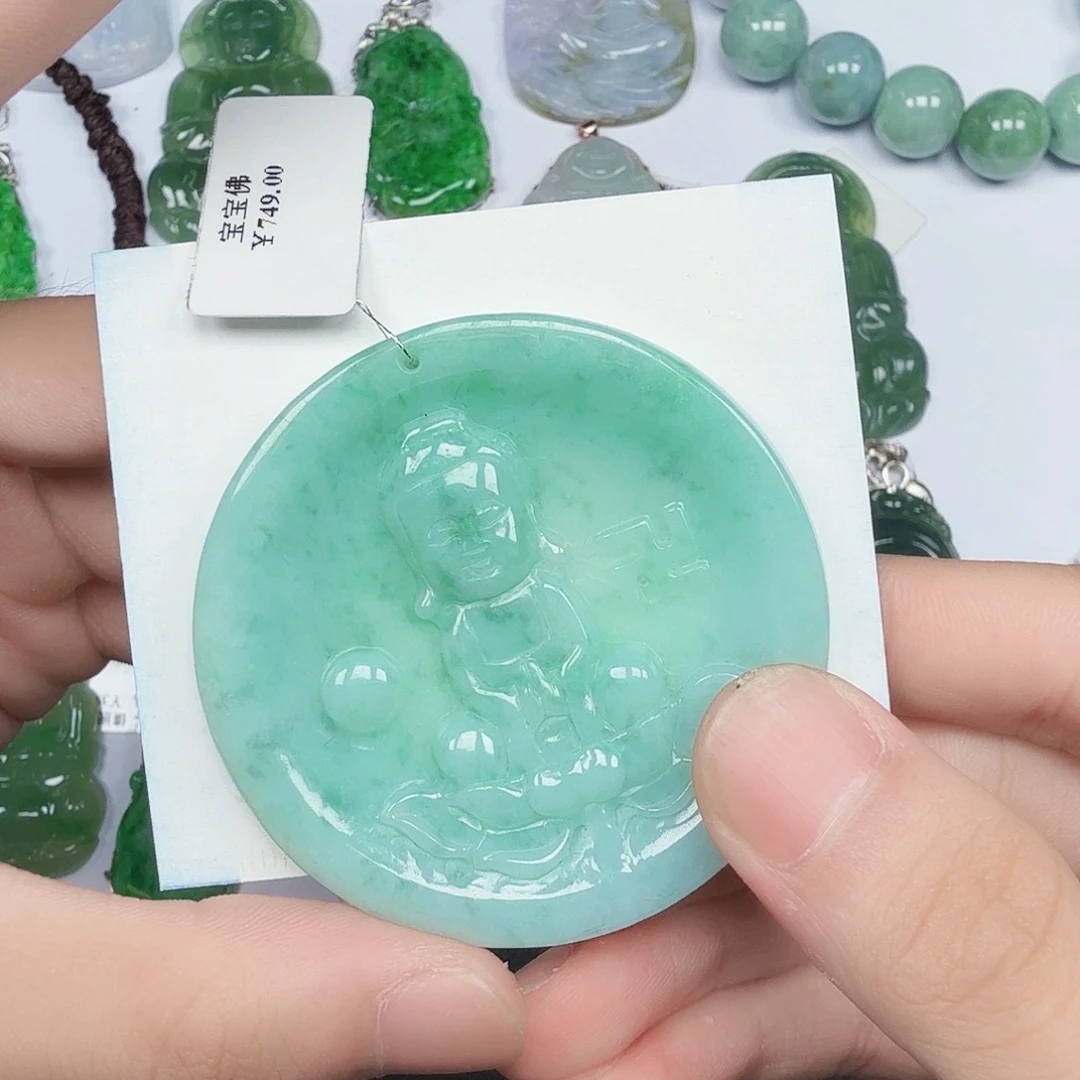 翡翠未镶嵌颈饰翡翠