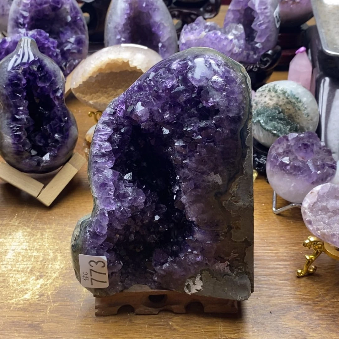 未镶嵌大型摆件（非配饰）紫晶
