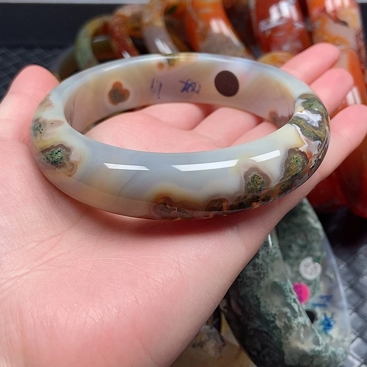 手镯玛瑙/玉髓未镶嵌?****，