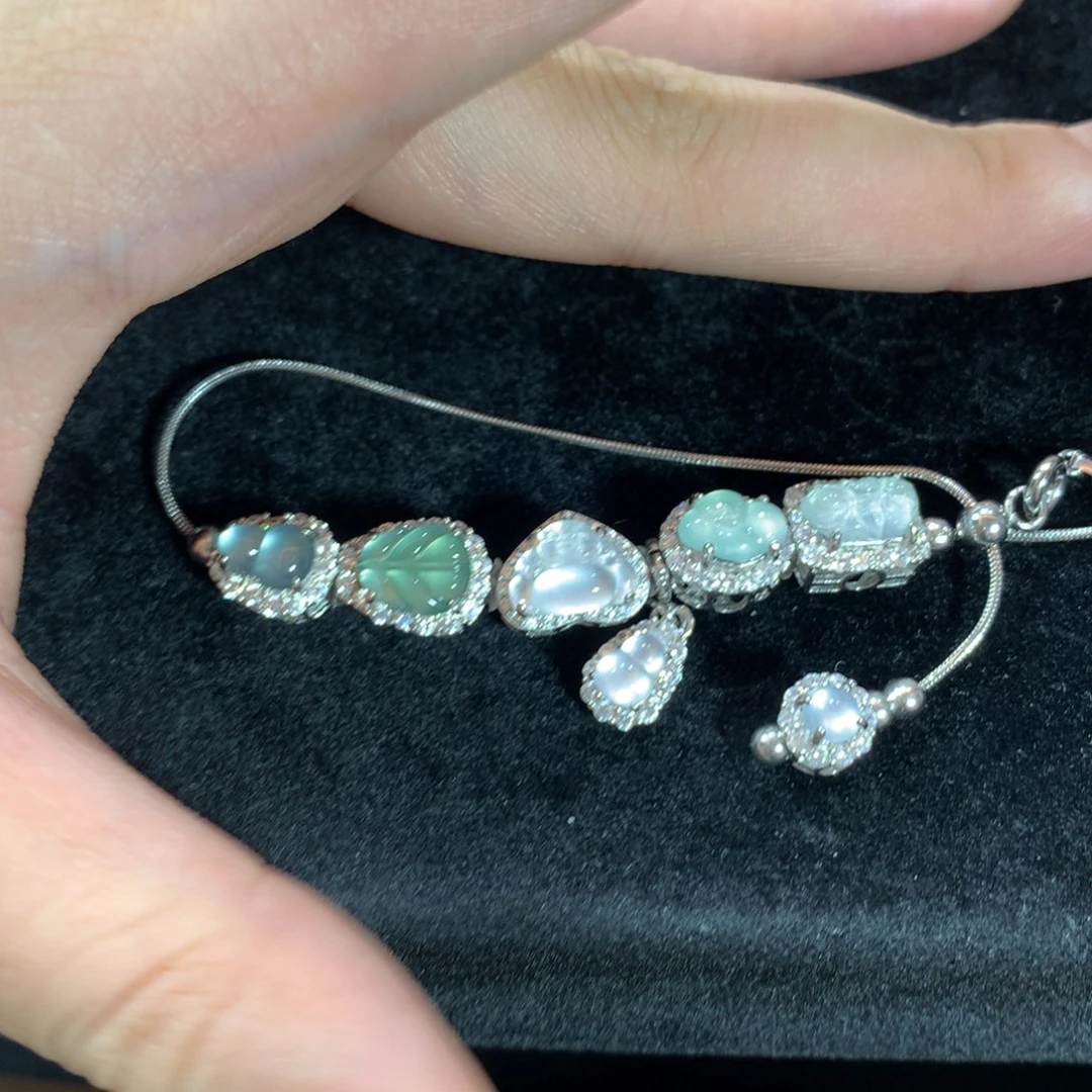 颈饰未镶嵌翡翠翡翠