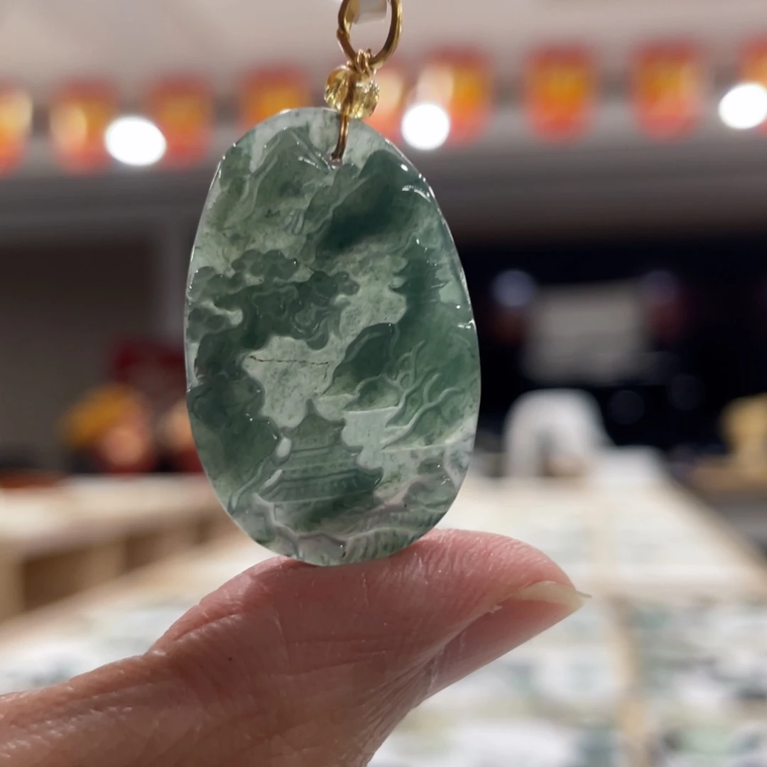 翡翠未镶嵌颈饰翡翠