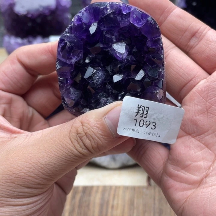 未镶嵌紫晶大型摆件（非配饰）