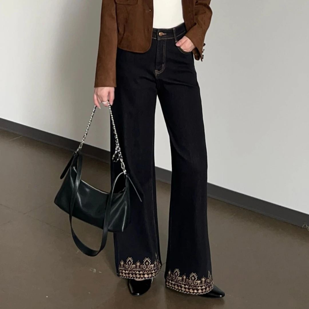 KIKI严选：33617-YER家欧货南油秋冬脚口加绒绣花小筒喇牛仔裤