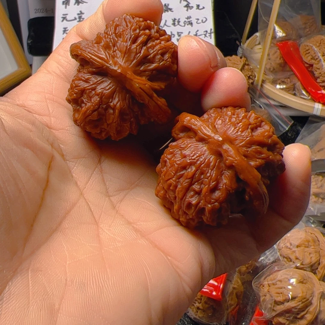 把件文玩核桃血麒麟