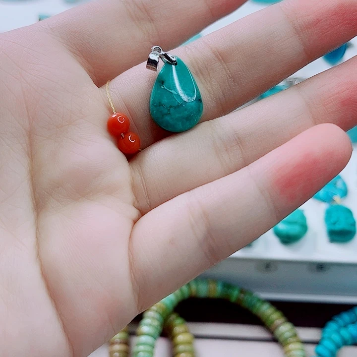 南红玛瑙未镶嵌珠宝奇石