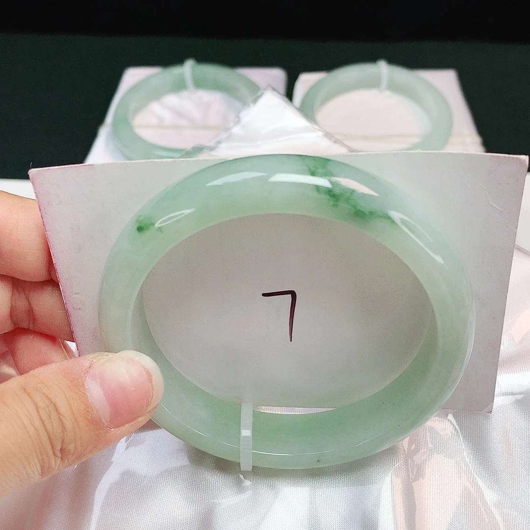 翡翠未镶嵌手镯轮胎镯59