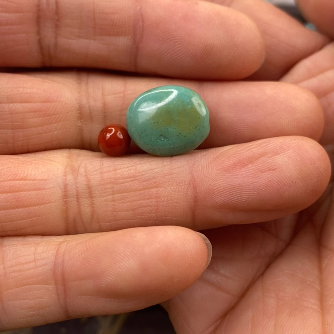 南红玛瑙未镶嵌珠宝奇石