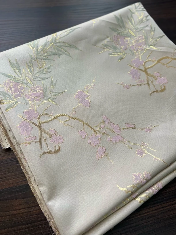 2025新款柳绿桃红织锦缎织金春秋面料