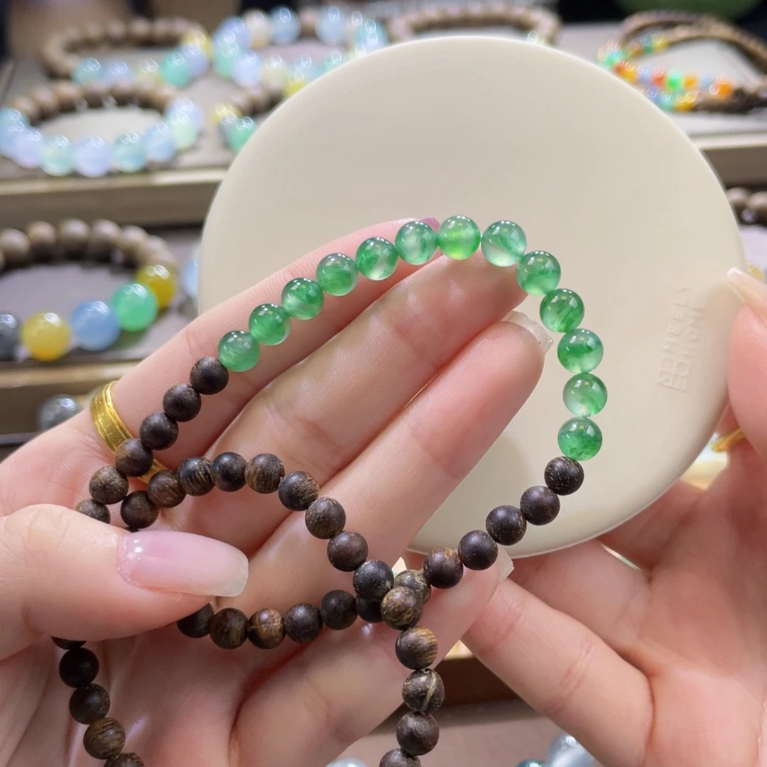 翡翠未镶嵌手链绿野仙踪卡6+