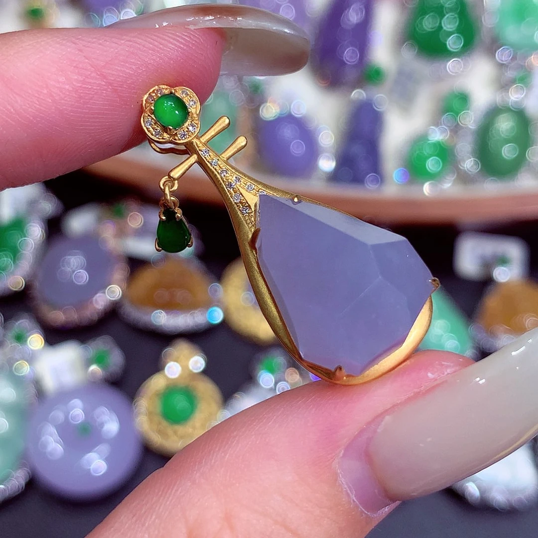 翡翠18K金镶嵌吊坠(不含链)