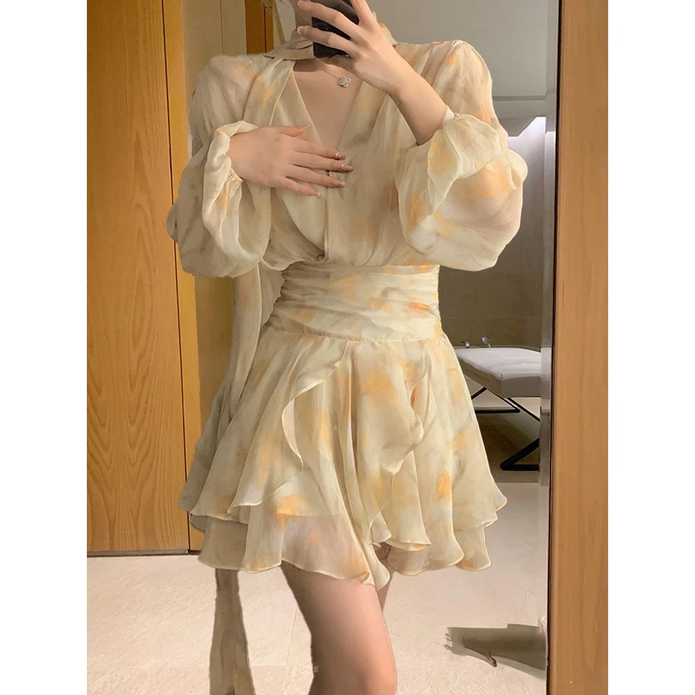 森系小清新风v领泡泡袖雪纺连衣裙长袖夏季收腰不规则飘带仙女裙