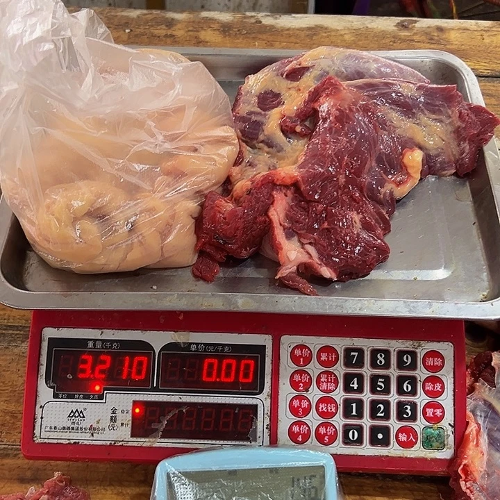 广西土耕马马肉、送马油沙姜小米辣12个月中国大陆
