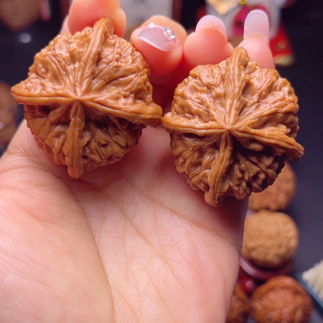 文玩核桃吊坠全品玉玺四棱