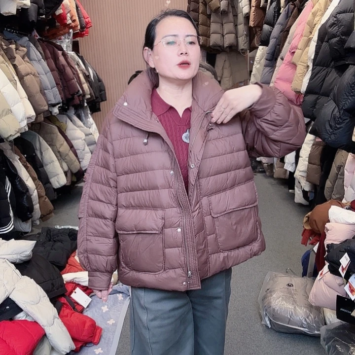 艾雨衣尚羽绒外套