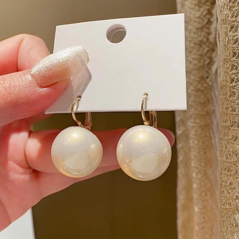 铜合金仿珍珠耳饰 时尚耳饰港风复古夸张耳环女耳小众设计感耳