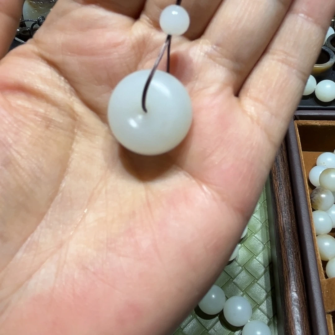 未镶嵌和田玉（白玉）挂件