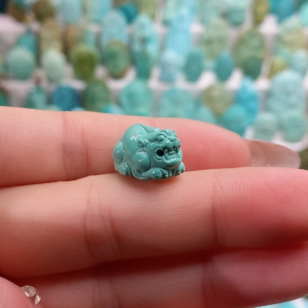 绿松石绿松石未镶嵌