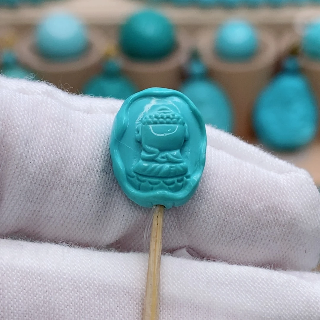 绿松石未镶嵌珠宝奇石