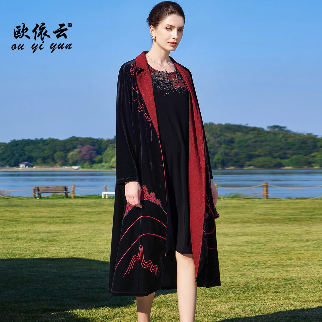 50507欧依云中老年妈妈春装外套时尚洋气中长款显瘦气质大衣女