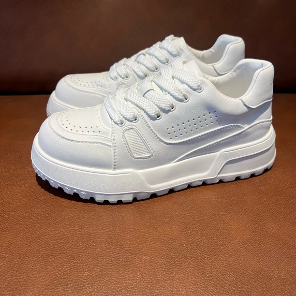 运动百搭男士透气休闲风时尚休闲鞋厚底潮流增高夏季春秋四季款