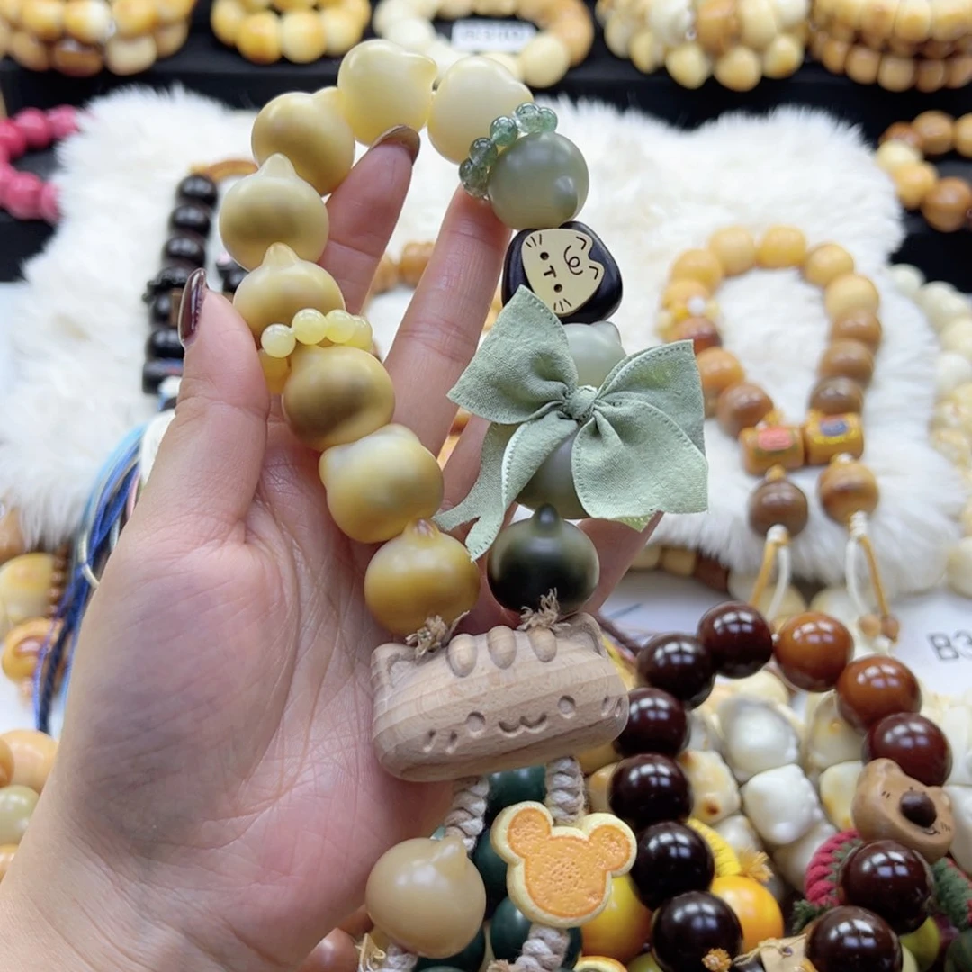 吊坠白玉菩提24卡干车干磨菩提猫猫头设计款